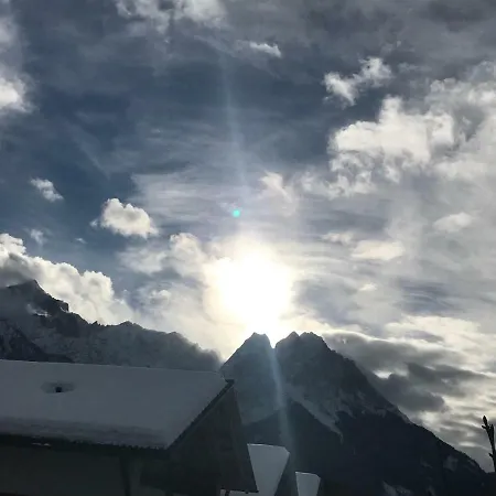 Ferienwohnung Zum Servus Garmisch-Partenkirchen Extérieur photo