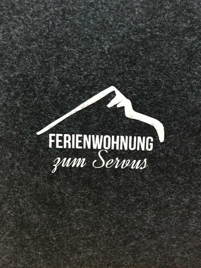Zum Servus